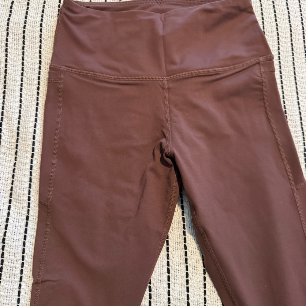 Brown High-Waisted Leggings